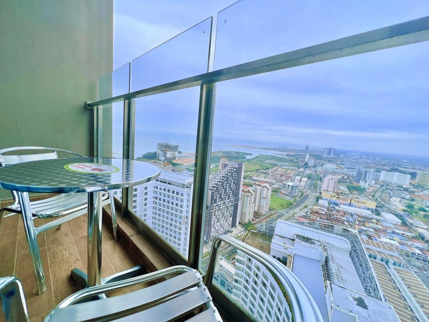 Apartment Silverscape Seaview *
