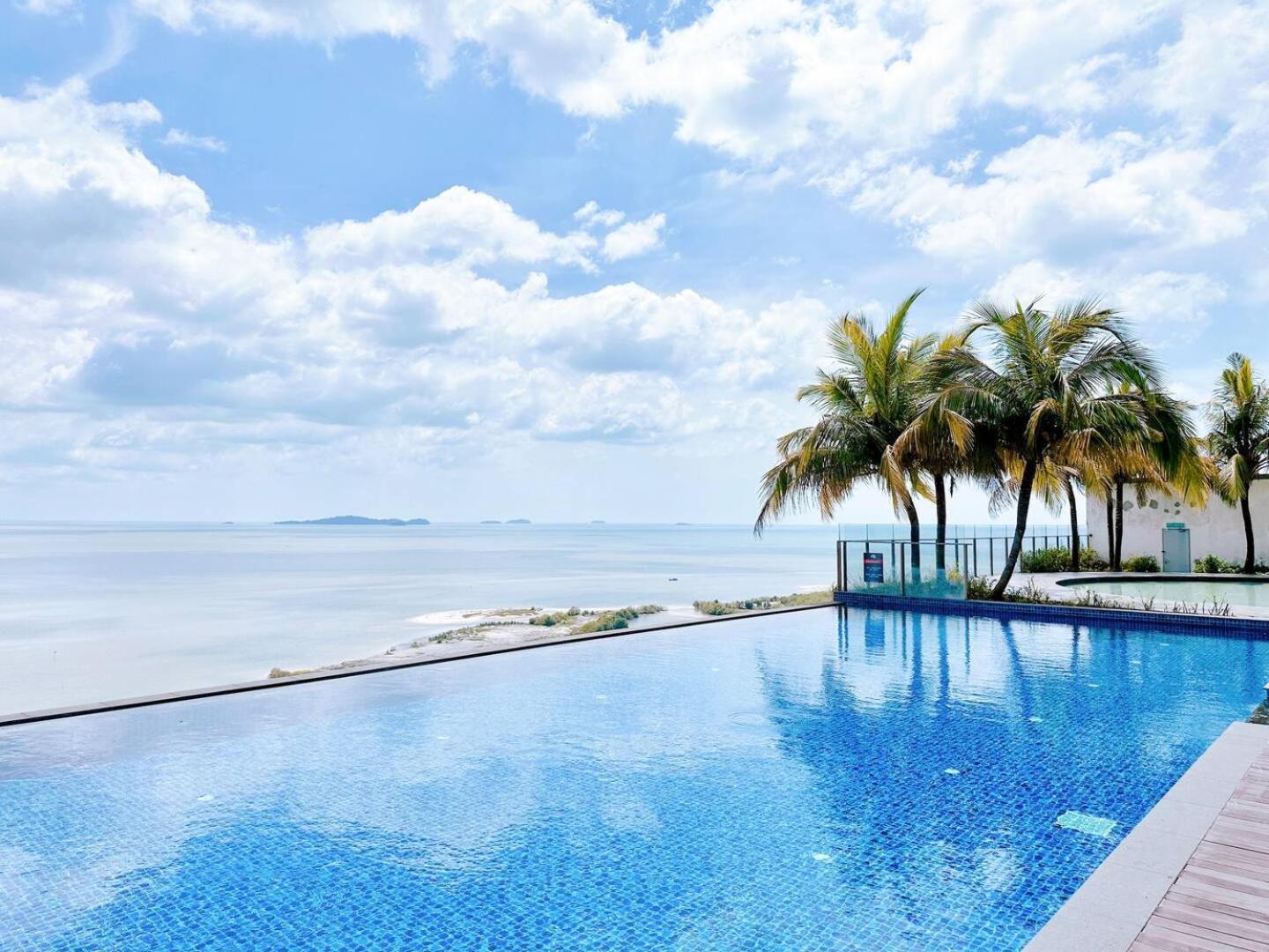 Silverscape Seaview *