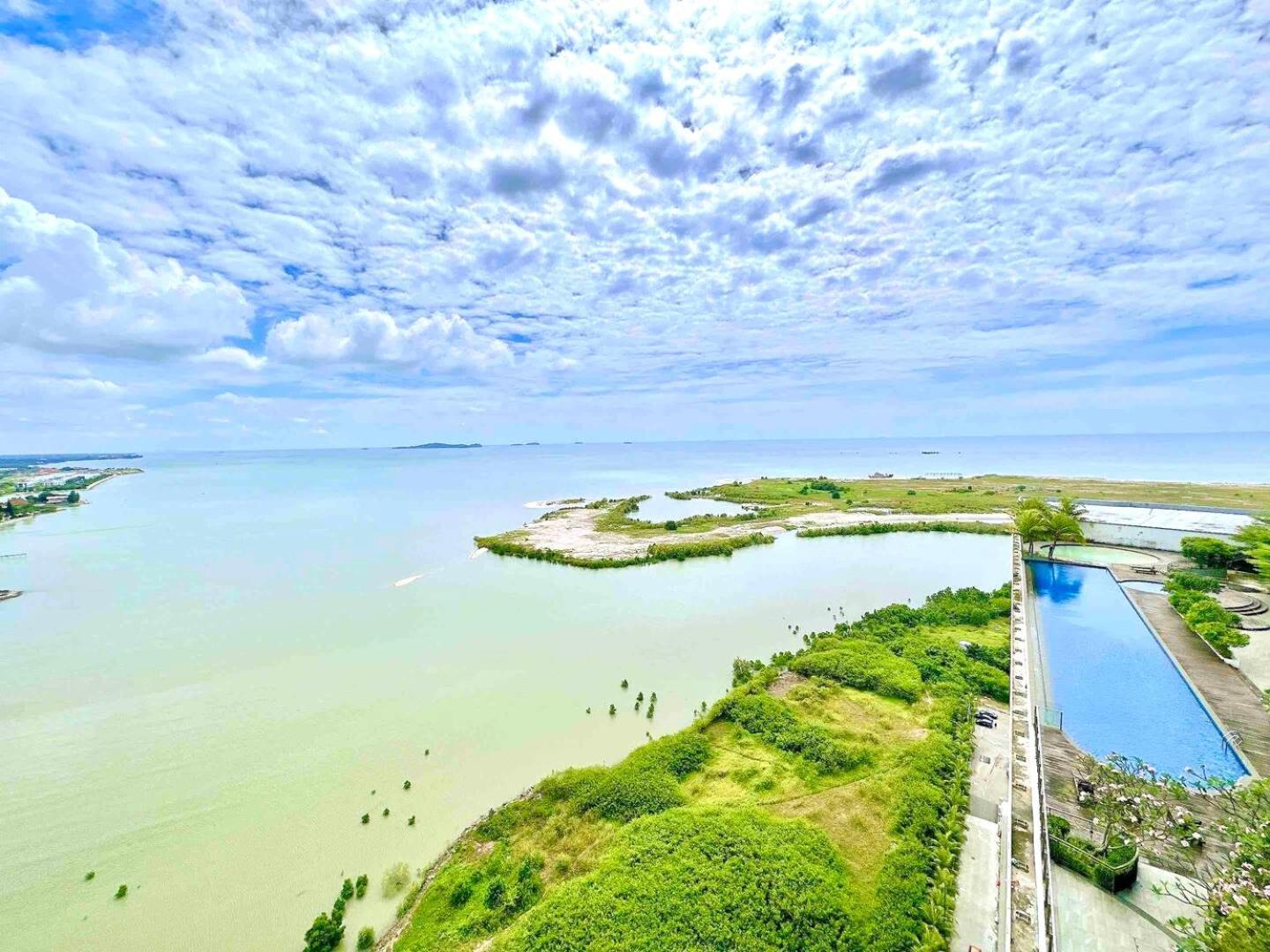 Apartment Silverscape Seaview *