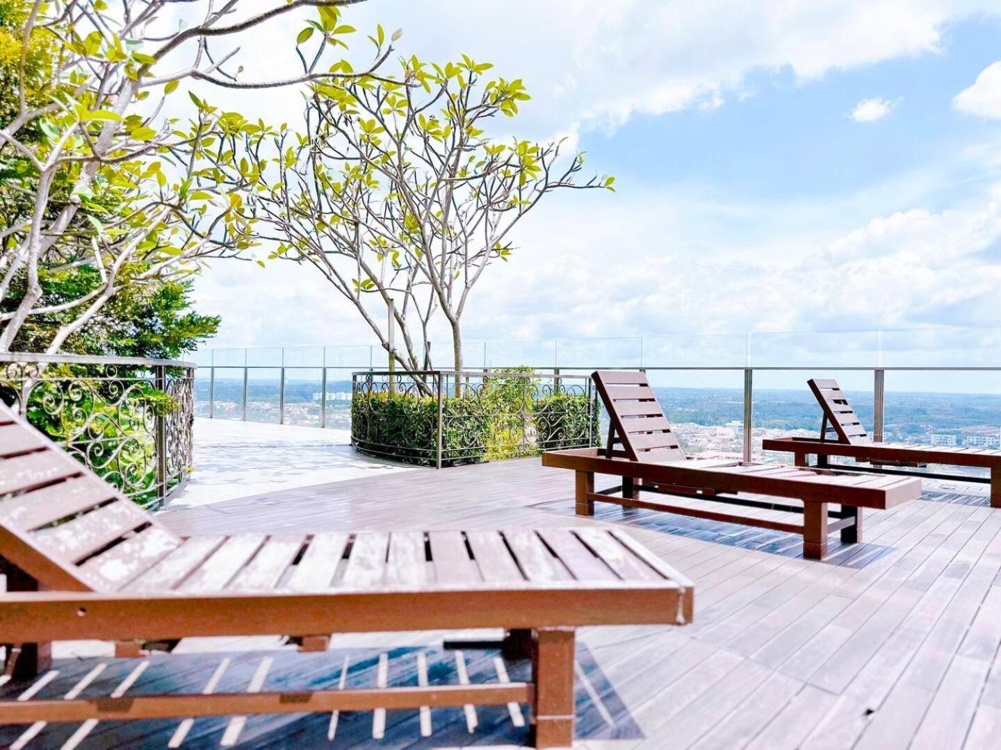 Silverscape Seaview *